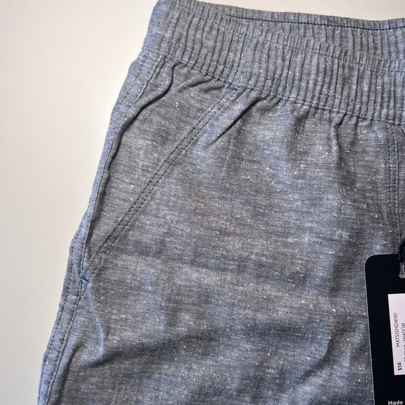 NWT ‼️ Womens ALLBIRDS Tree BD Shorts - Retail $58 Color is Shadow (gray) - Picture 4 of 11